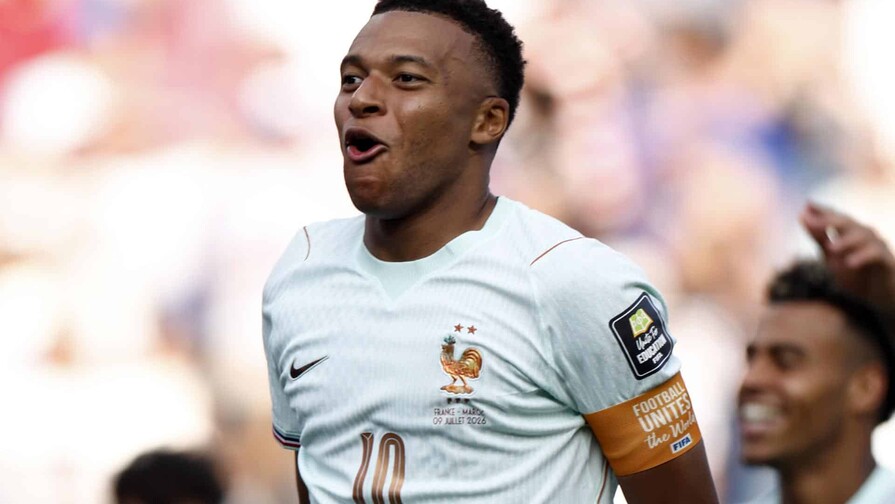 Mbappé deja atrás a Messi: máximo goleador del Mundial (10) y de todas las copas (22) Mbappé deja atrás a Messi: máximo goleador del Mundial (10) y de todas las copas (22)