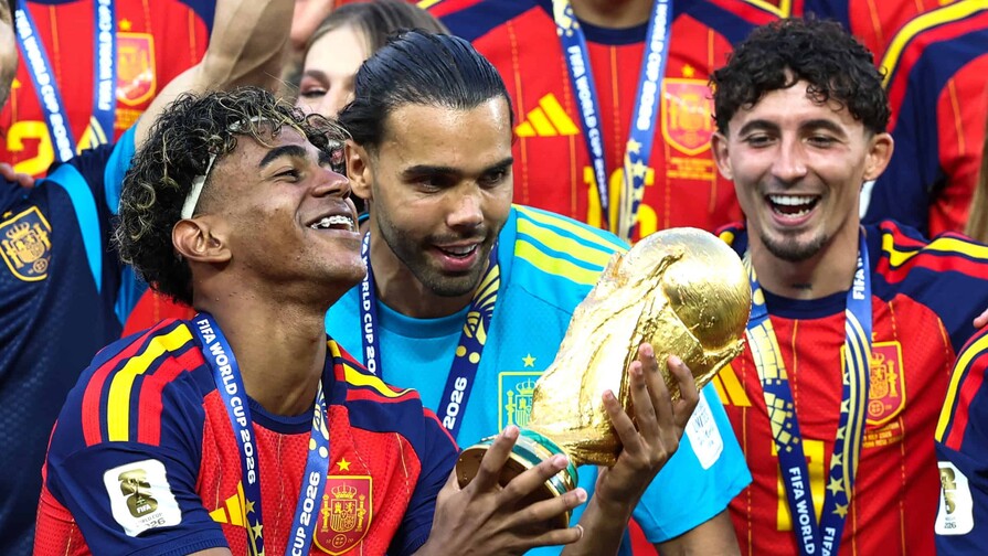 Oyarzabal, Olmo, Rodri, Cubarsí y Merino; héroes del Mundial español Oyarzabal, Olmo, Rodri, Cubarsí y Merino; héroes del Mundial español