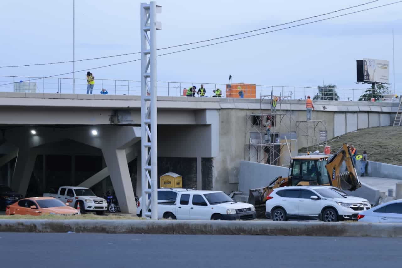 Trabajos del túnel en la Plaza de la Bandera