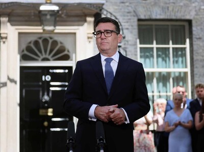 Andy Burnham expresa a Trump su "compromiso con la defensa"
