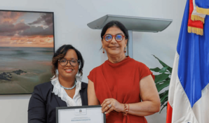 La Embajada Dominicana en Alemania reconoce a la doctora Sibella P&eacute;rez Zaten por su trayectoria