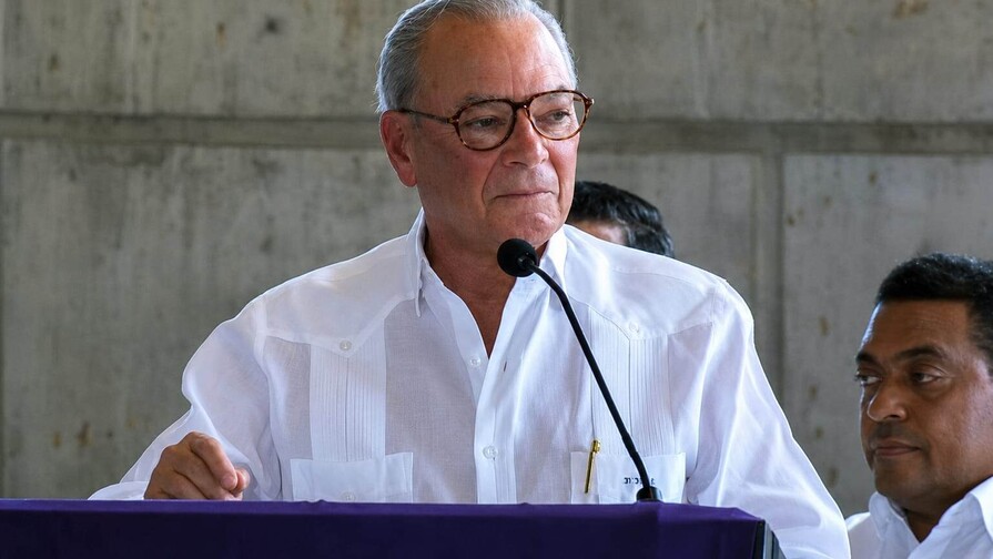 Frank Rainieri recuerda más de seis décadas de amistad con monseñor Antonio Camilo Frank Rainieri recuerda más de seis décadas de amistad con monseñor Antonio Camilo