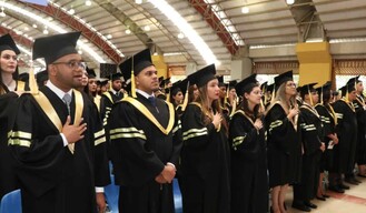 Las universidades dominicanas grad&uacute;an profesionales, pero ignoran los grandes problemas nacionales
