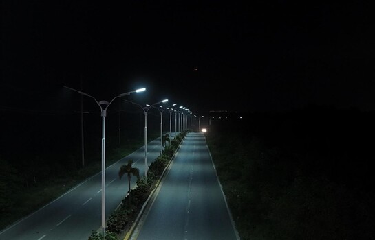 Obras P&uacute;blicas y RD Vial iluminan m&aacute;s de 200 kil&oacute;metros de carreteras para reforzar la seguridad vial