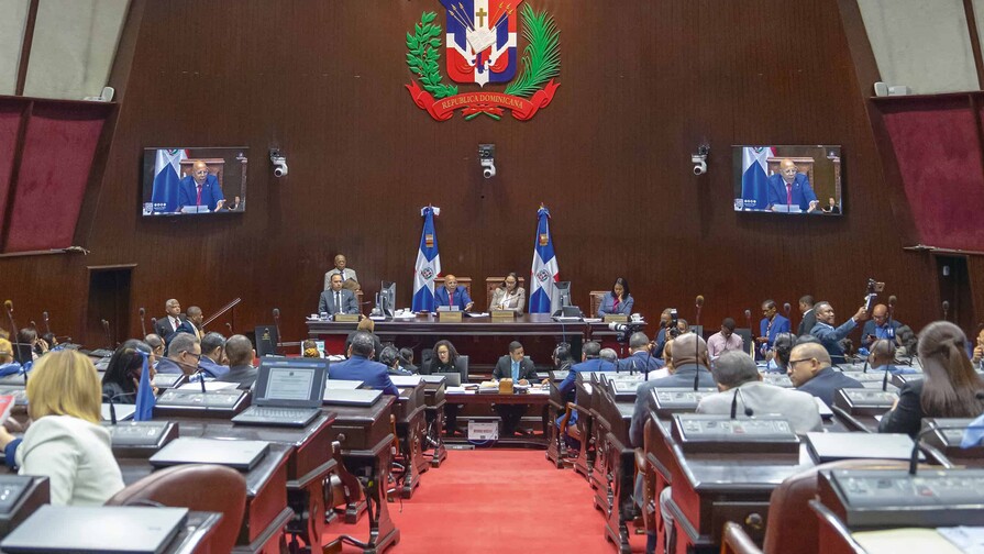 Diputados corrigen disposiciones sobre libertad de expresión en Código Penal Diputados corrigen disposiciones sobre libertad de expresión en Código Penal