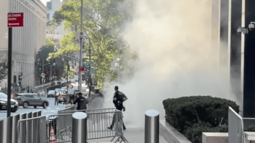 Detienen en Nueva York a hombre que lanzó artefacto explosivo contra edificio federal Detienen en Nueva York a hombre que lanzó artefacto explosivo contra edificio federal