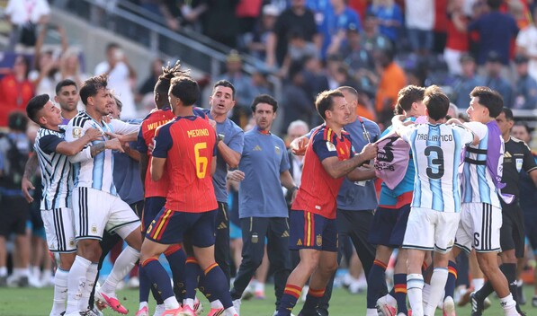 La FIFA nombra instructor disciplinario para investigar incidentes de Argentina
