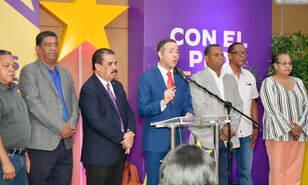 PLD denuncia abandono del programa de preinspecci&oacute;n habr&iacute;a llevado al bloqueo del mango en EE. UU.