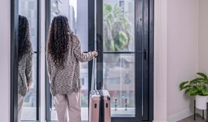 Las plataformas digitales deber&aacute;n excluir alojamientos de renta corta sin registro, propone el Mitur