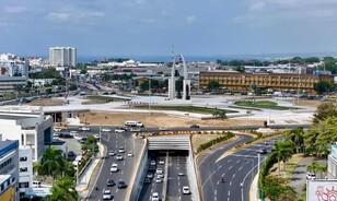 Primer d&iacute;a del t&uacute;nel deja tr&aacute;nsito fluido y ajustes en la circulaci&oacute;n en la avenida Luper&oacute;n