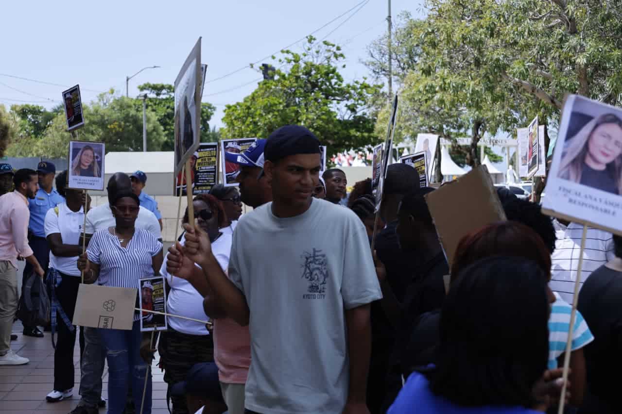 Los parientes sostienen que el hombre murió como consecuencia de golpes que habría recibido durante su permanencia en el destacamento. La acusación no ha sido confirmada por las autoridades.<br><br>