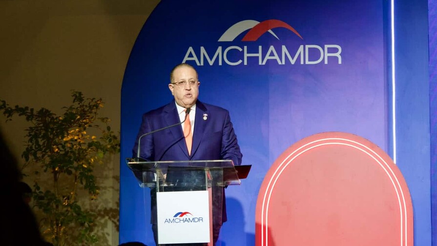 Ministro de Hacienda afirma el país necesita una nueva reforma tributaria Ministro de Hacienda afirma el país necesita una nueva reforma tributaria