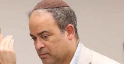 M&eacute;dico dominicano acusado de ejercer sin licencia en NY ten&iacute;a dos arrestos previos