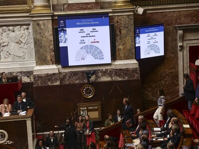 Francia aprueba la prohibición redes sociales a los menores de 15