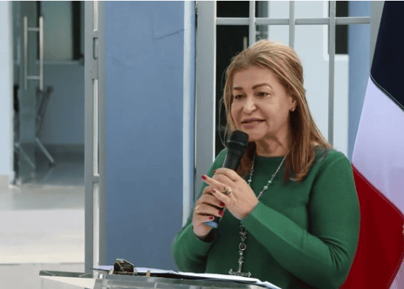 Gobernadora de Ocoa pide concluir investigaci&oacute;n por siembras de marihuana en la provincia
