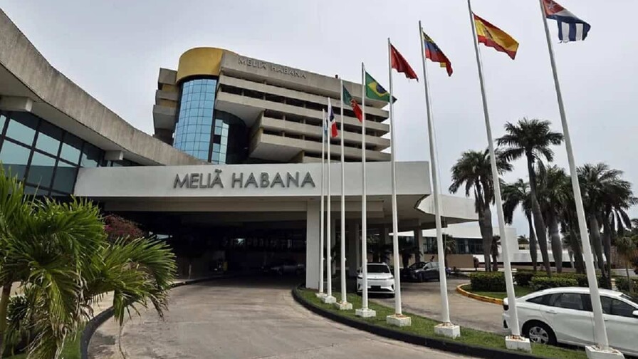 La hotelera española Meliá cesa toda su operativa en Cuba a partir de este viernes La hotelera española Meliá cesa toda su operativa en Cuba a partir de este viernes