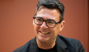 El nuevo primer ministro brit&aacute;nico impone su autoridad con una sacudida del gabinete