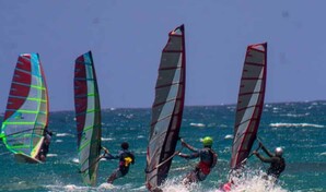 Oliver Burgos y Edwin Rodr&iacute;guez brillan en Cabarete Clasicc Pablito Guzm&aacute;n