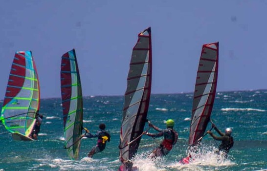 Oliver Burgos y Edwin Rodr&iacute;guez brillan en Cabarete Clasicc Pablito Guzm&aacute;n