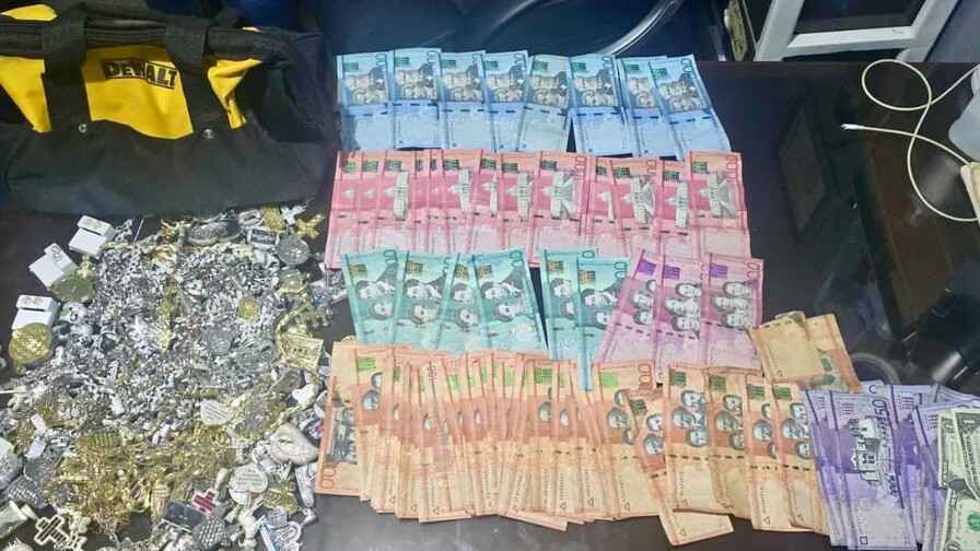 De la joyería a ser perseguidos: así cayó el grupo acusado de un asalto en Santiago De la joyería a ser perseguidos: así cayó el grupo acusado de un asalto en Santiago