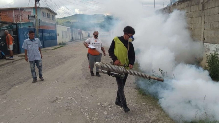 Venezuela organiza una jornada de fumigación en el estado devastado por los terremotos Venezuela organiza una jornada de fumigación en el estado devastado por los terremotos