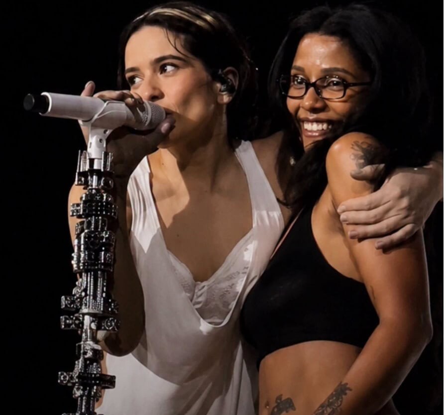 Eres mi perla favorita: Rosalía emociona a Tokischa en reencuentro durante el Lux tour Eres mi perla favorita: Rosalía emociona a Tokischa en reencuentro durante el Lux tour