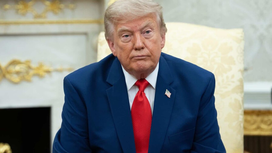 Trump dice que comicios de noviembre no le afectan en lo que respecta a la guerra de Irán