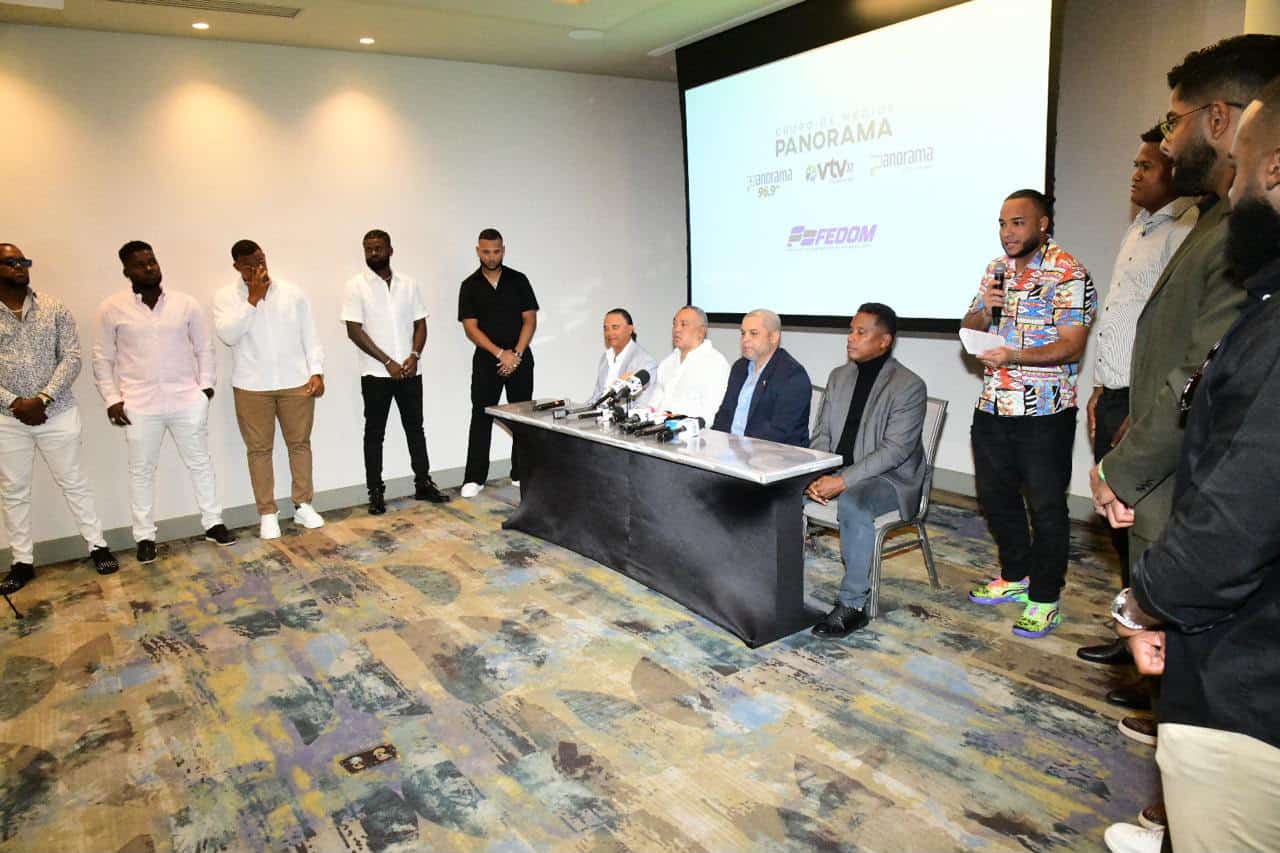 Presentaci&oacute;n del equipo dominicano.