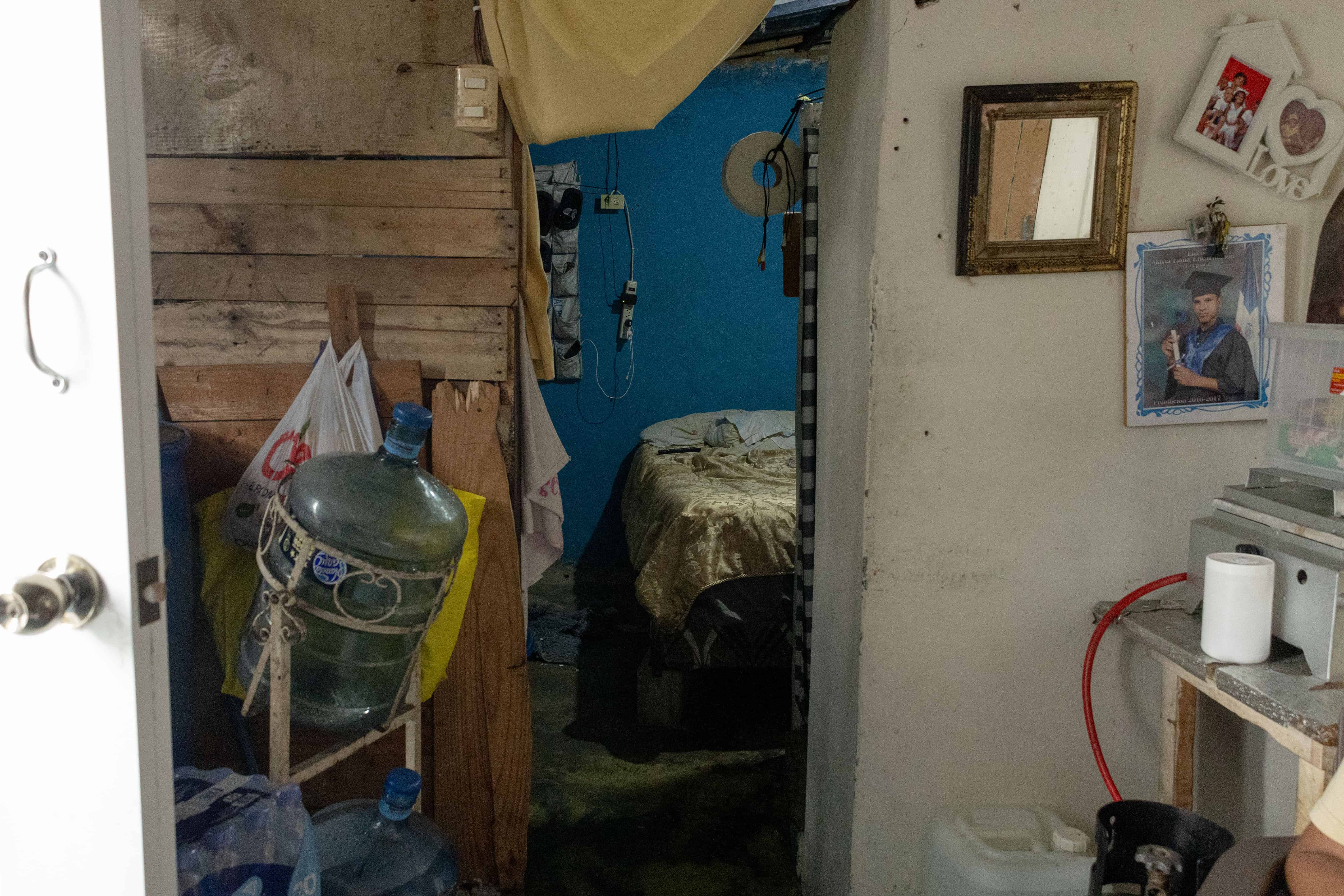 Una de las casas del barrio construido ilegalmente