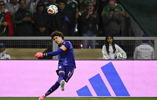 El portero mexicano Guillermo Ochoa anuncia su retiro del f&uacute;tbol tras disputar su sexto Mundial