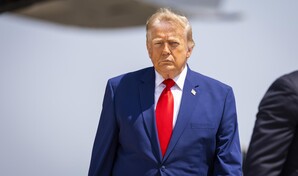 Trump bromea de nuevo con presentarse a las elecciones de 2028