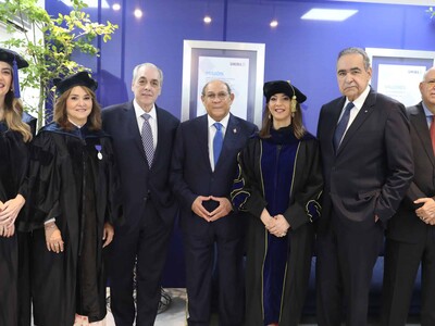 Unibe celebra graduación ordinaria