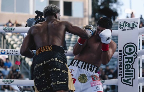 Andy Cruz vence a Abraham Montoya y piensa en el t&iacute;tulo mundial de las 130 libras