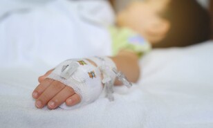 Ni&ntilde;o dominicano que recibi&oacute; trasplante parcial de coraz&oacute;n en EE. UU., sorprende con su recuperaci&oacute;n