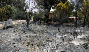 Evac&uacute;an 3,500 personas de pueblo a 60 km de Madrid por incendio forestal