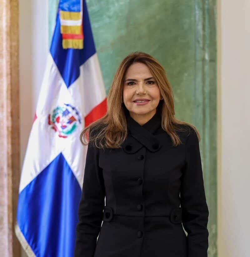 Jueza del TSE sostiene que debía anularse la prohibición de publicar encuestas fuera de la precampaña Jueza del TSE sostiene que debía anularse la prohibición de publicar encuestas fuera de la precampaña