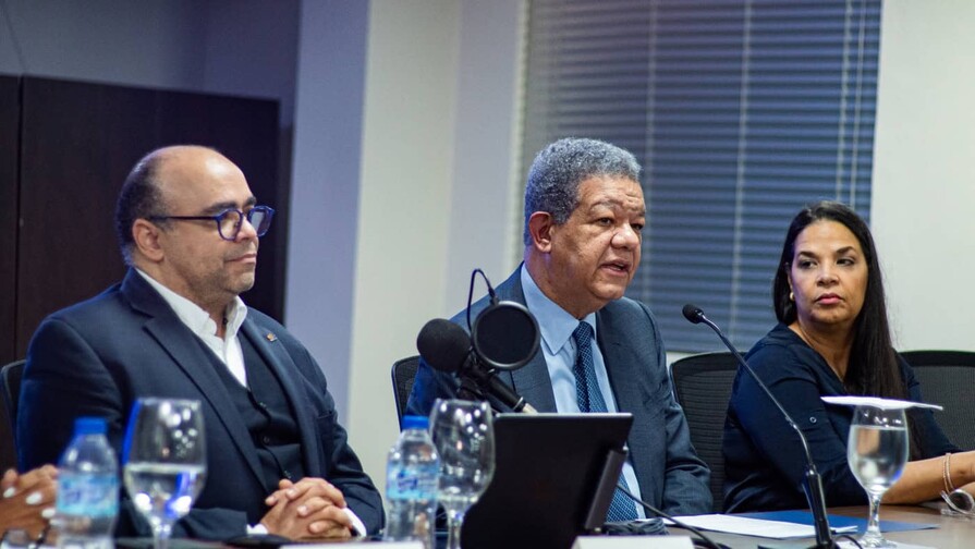 Leonel Fernández: Tocar la Ley de Cine sería herir de muerte la industria Leonel Fernández: Tocar la Ley de Cine sería herir de muerte la industria