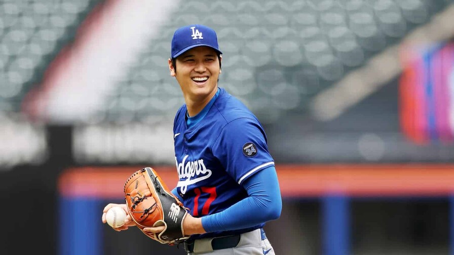 Ohtani lanza 30 pitcheos en su paso más reciente hacia el regreso a la lomita Ohtani lanza 30 pitcheos en su paso más reciente hacia el regreso a la lomita