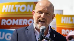 Candidato republicano a gobernador de California busca atraer a votantes que rechazan a Trump