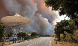 Un incendio forestal pone en riesgo una instalación estratégica de la NASA en España