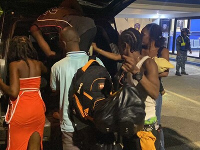 Interceptan yipeta con 10 haitianos en Mao durante operativo policial