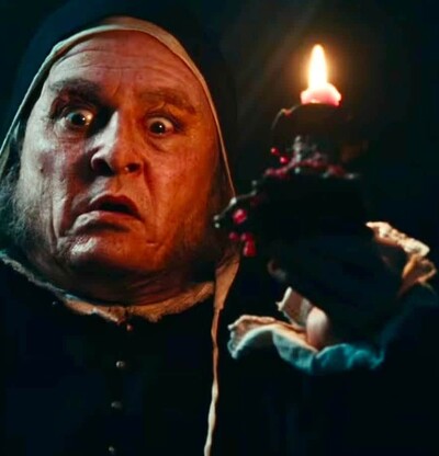 Johnny Depp sorprende en la Comic-Con con el primer vistazo a Ebenezer