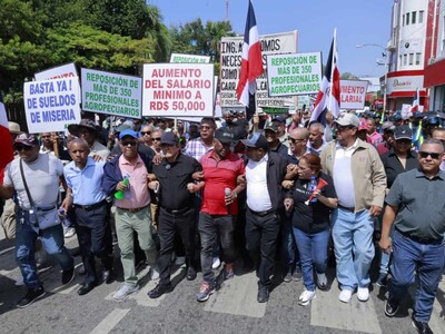Marchas profesionales agropecuarios llegan al Palacio Nacional