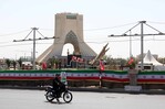 Irán advierte a población regional que se aleje de lugares que cobijan a militares de EE. UU.