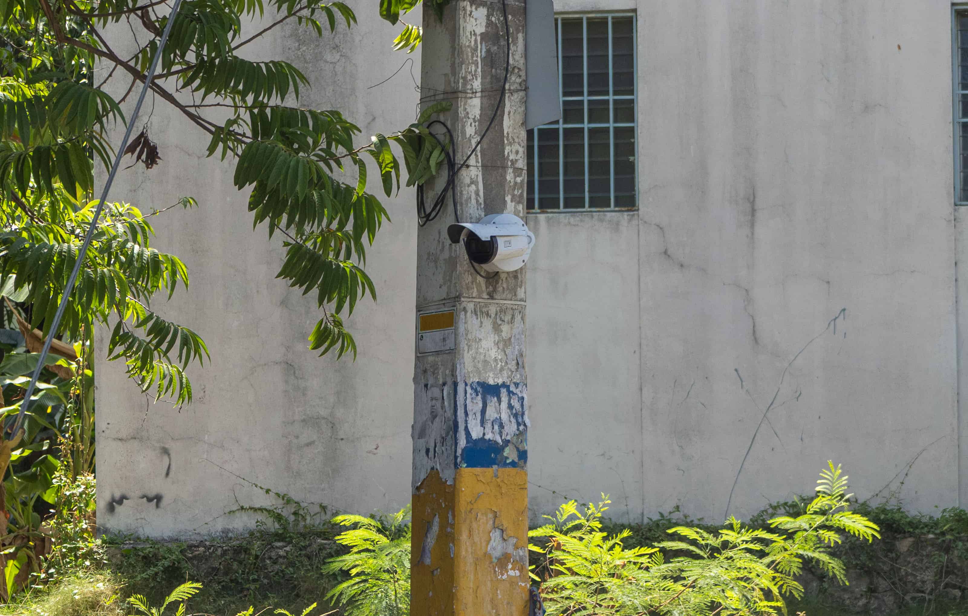 Alrededores del parque del Este con c&aacute;maras, sem&aacute;foros, y calles asfaltadas