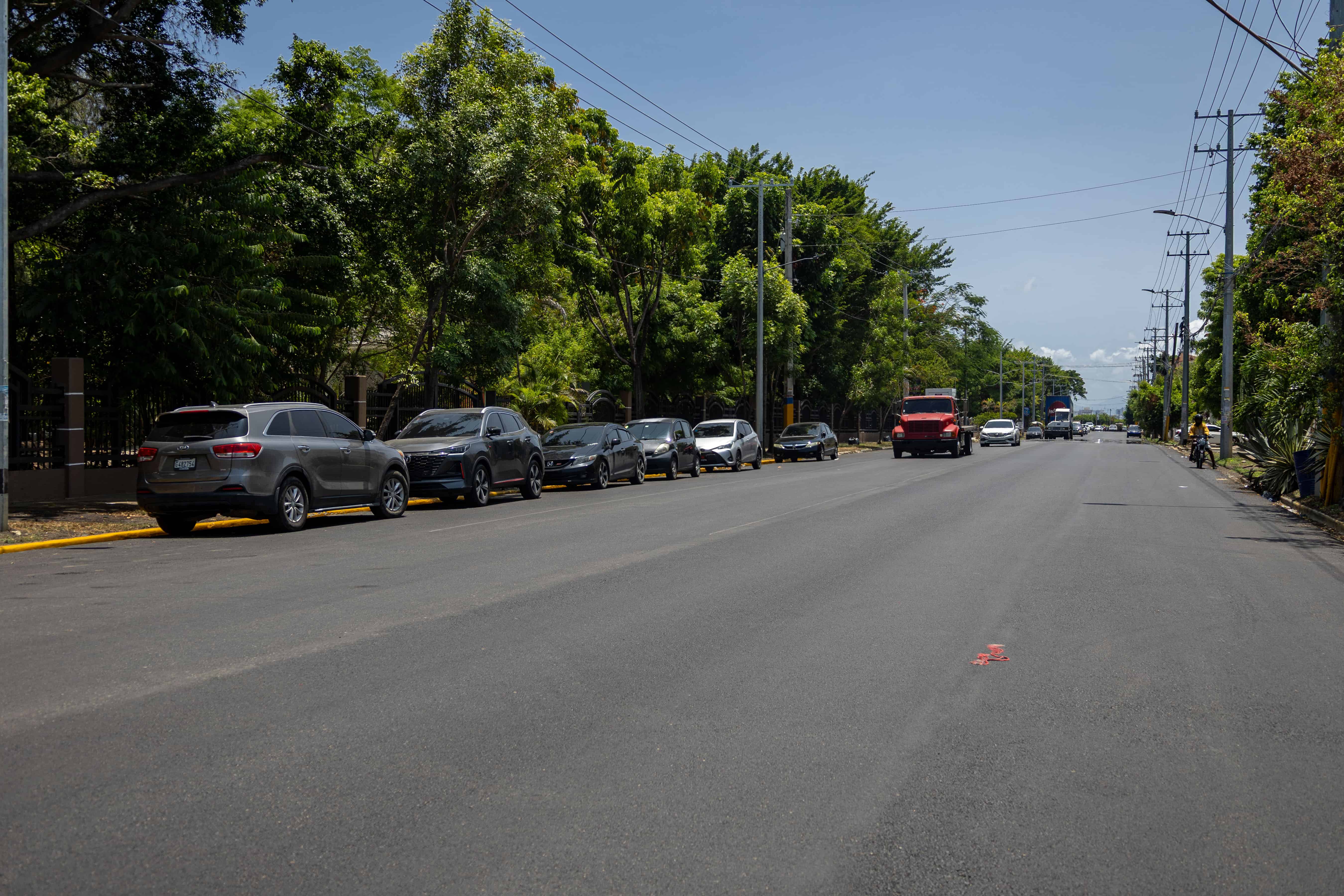 Alrededores del parque del Este con c&aacute;maras, sem&aacute;foros, y calles asfaltadas