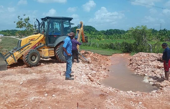 Aver&iacute;a en tuber&iacute;a de 48 pulgadas deja sin agua a sectores de Santo Domingo Este