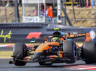 F1: Norris domina a los Ferrari, Hamilton y Antonelli sancionados