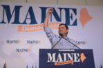 Kamala Harris respalda a Troy Jackson en la carrera por el Senado en Maine Kamala Harris respalda a Troy Jackson en la carrera por el Senado en Maine