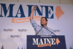 Maine elige nuevo candidato demócrata al Senado de EE. UU. tras renuncia de acusado de violación